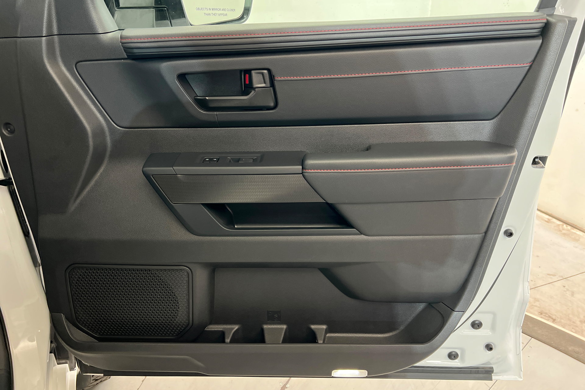 Used 2025 Toyota Sequoia TRD Pro AWD/4WD image 25