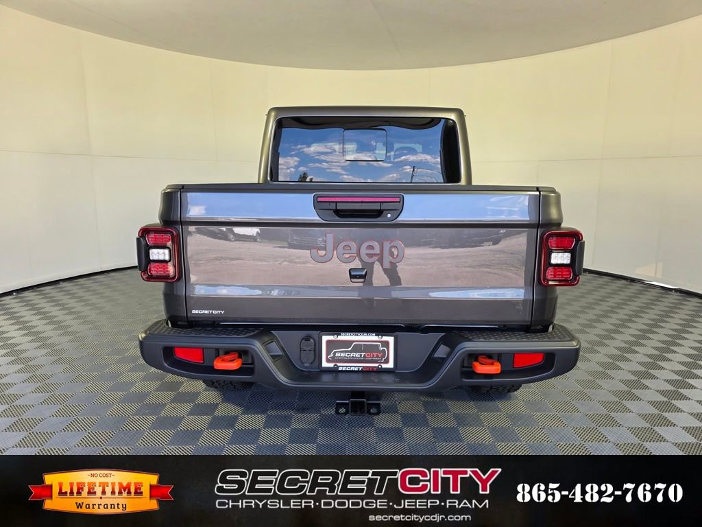 New 2025 Jeep Gladiator Mojave image 6
