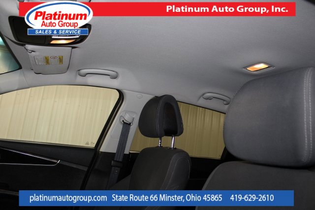 Used 2016 Kia Sorento LX image 12