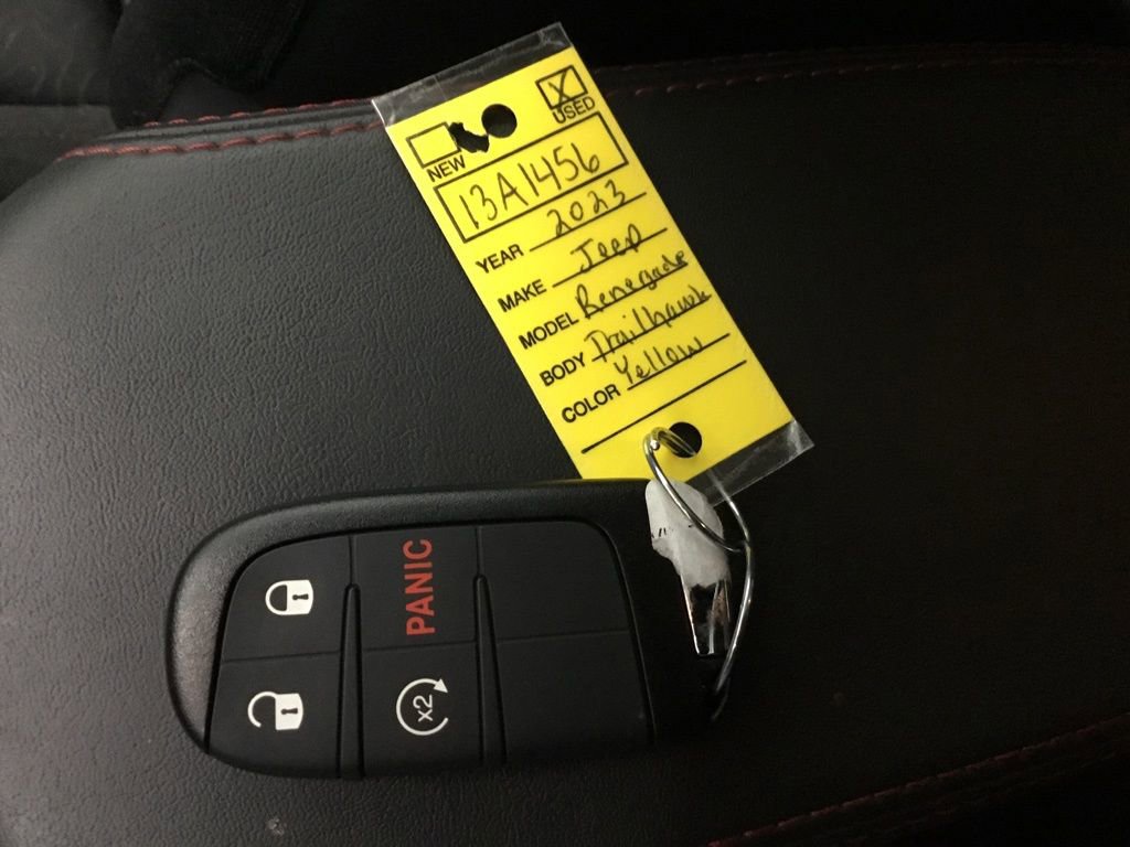 Used 2023 Jeep Renegade Trailhawk w/ Trailer Tow Group image 11