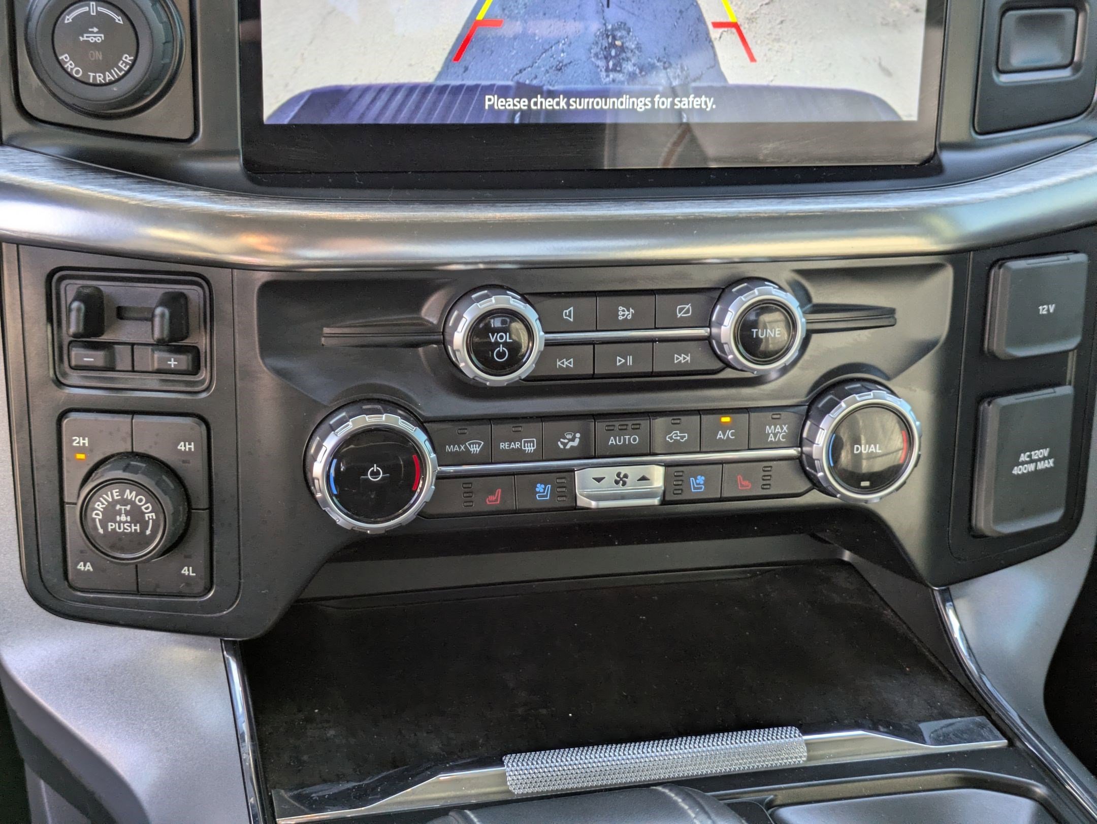 Used 2022 Ford F150 Lariat image 24