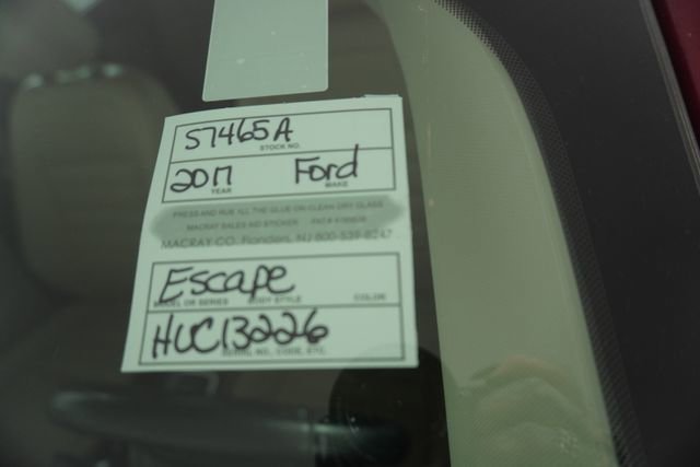 Used 2017 Ford Escape Titanium image 41