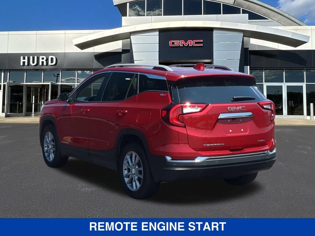 Used 2024 GMC Terrain SLT AWD/4WD image 7