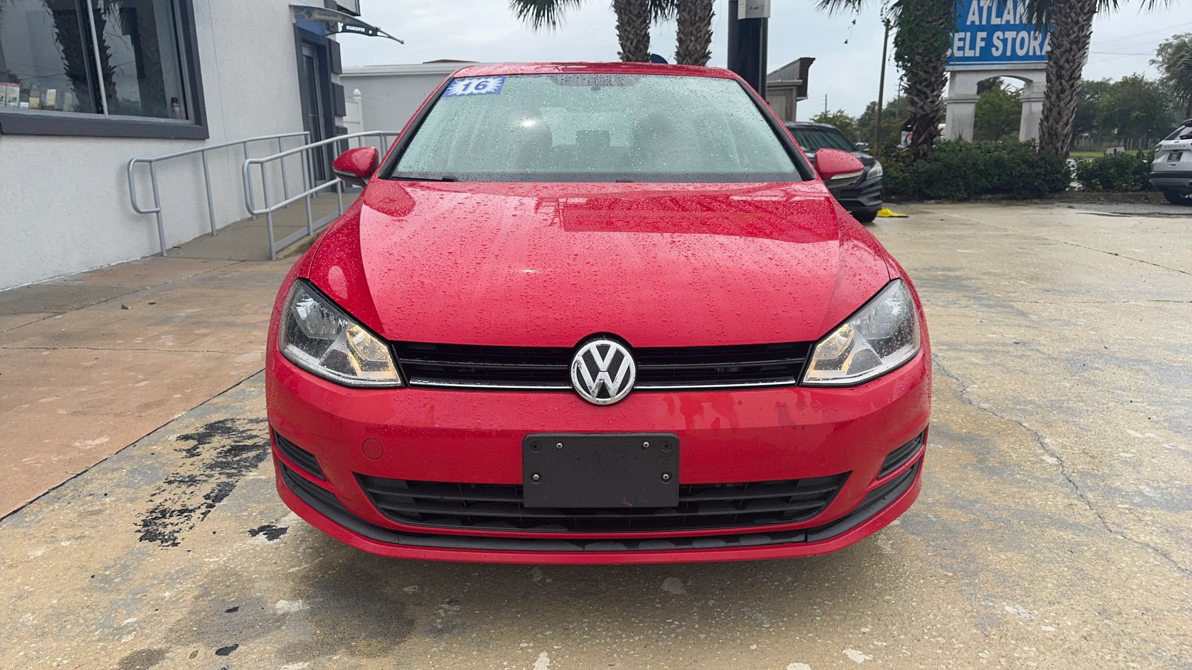 Used 2016 Volkswagen Golf S FWD image 8