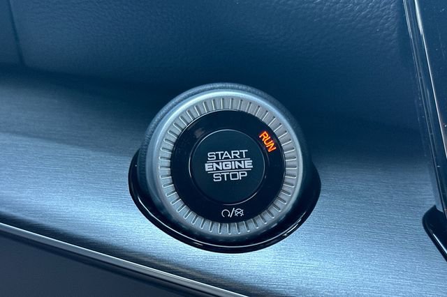 New 2026 Jeep Grand Wagoneer Limited AWD/4WD image 23