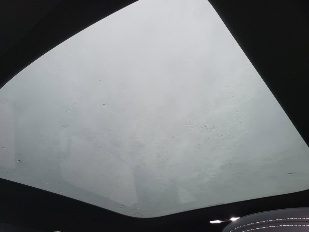 New 2025 GMC Sierra EV Denali image 8