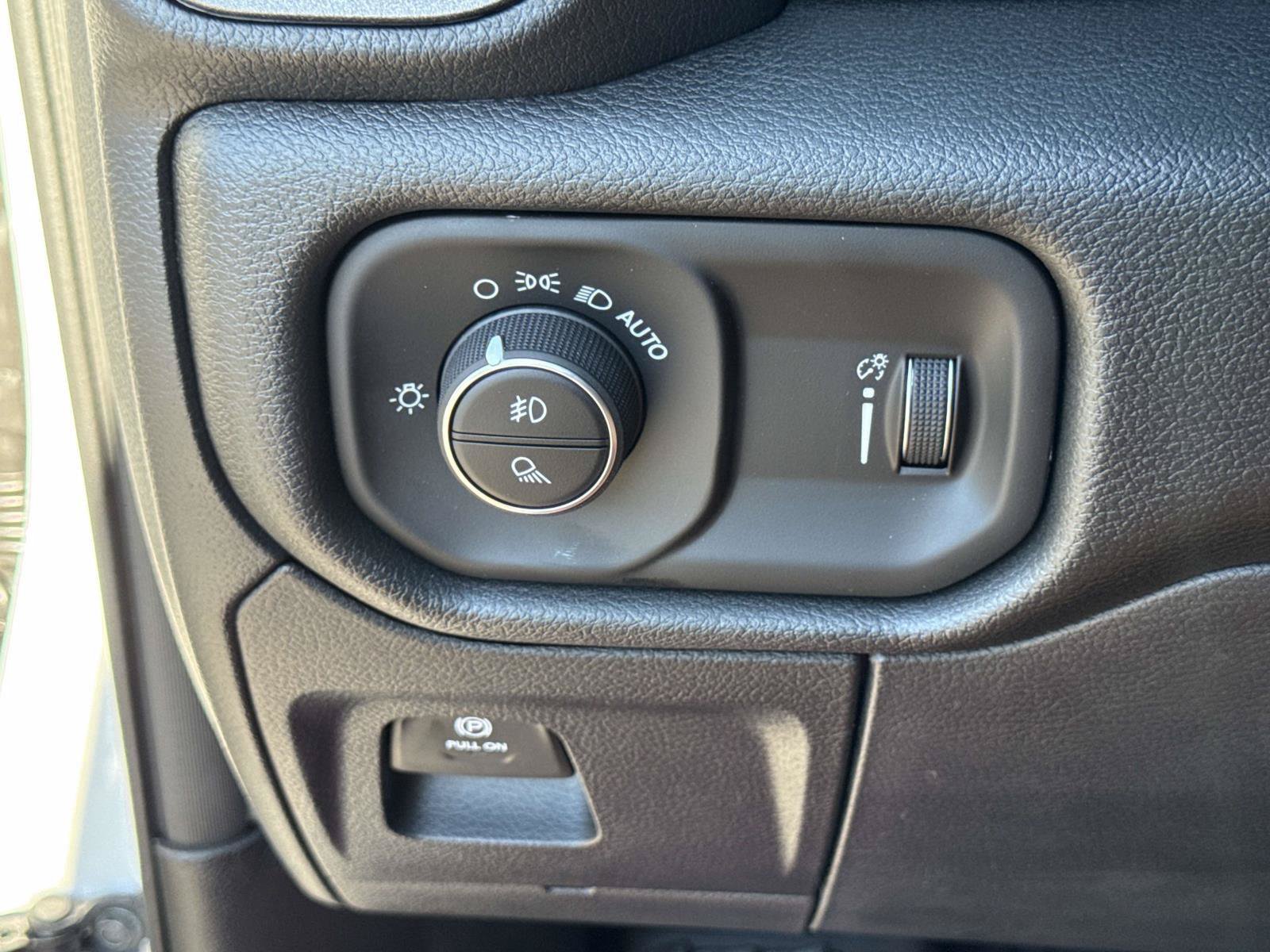 New 2027 RAM 1500 Warlock AWD/4WD image 20