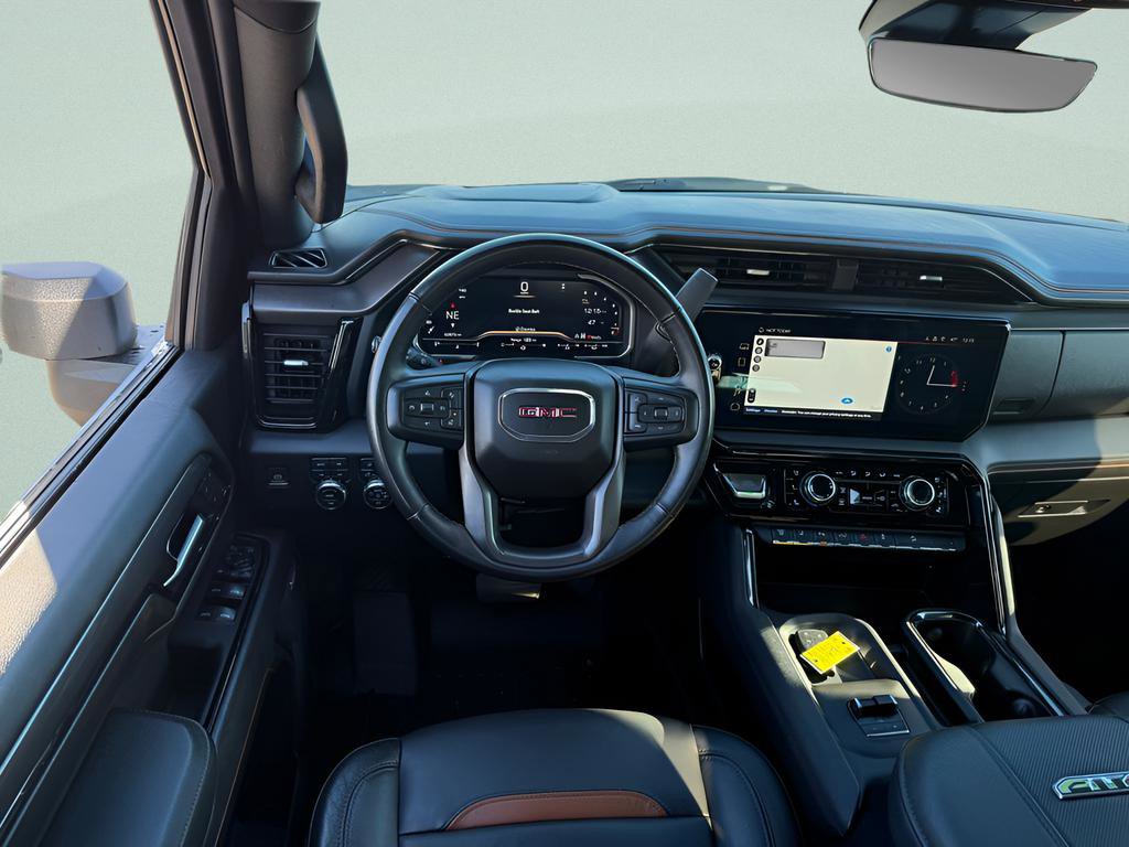 Used 2024 GMC Sierra 2500 AT4 w/ AT4 Premium Plus Package AWD/4WD image 7