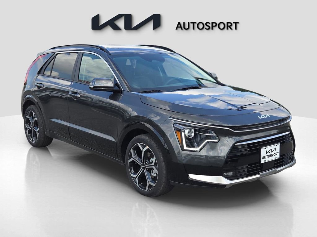 New 2025 Kia Niro EX Touring image 3