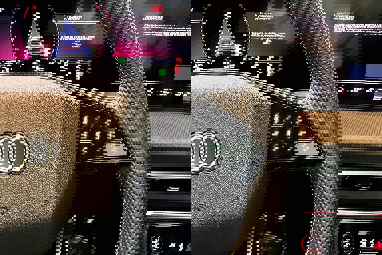 Used 2025 Audi SQ5 Premium Plus image 24