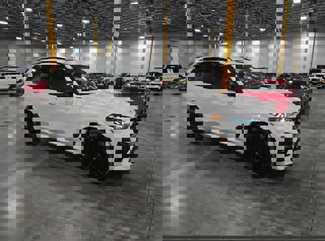 Used 2025 BMW X5 M Competition w/ Executive Package image 3