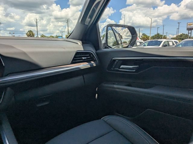 Used 2026 Chevrolet Tahoe Premier RWD image 17