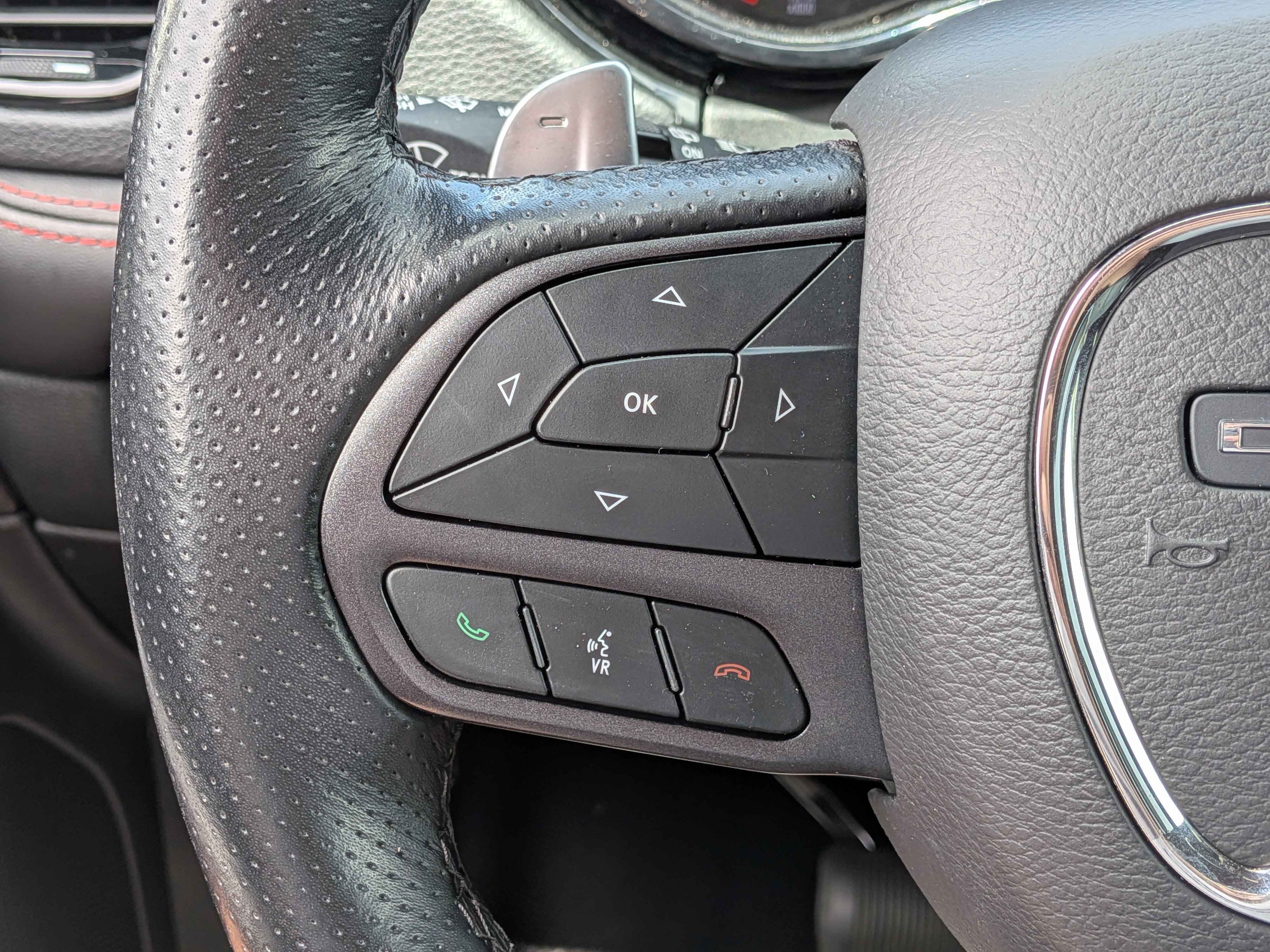 Used 2024 Dodge Durango GT RWD image 25