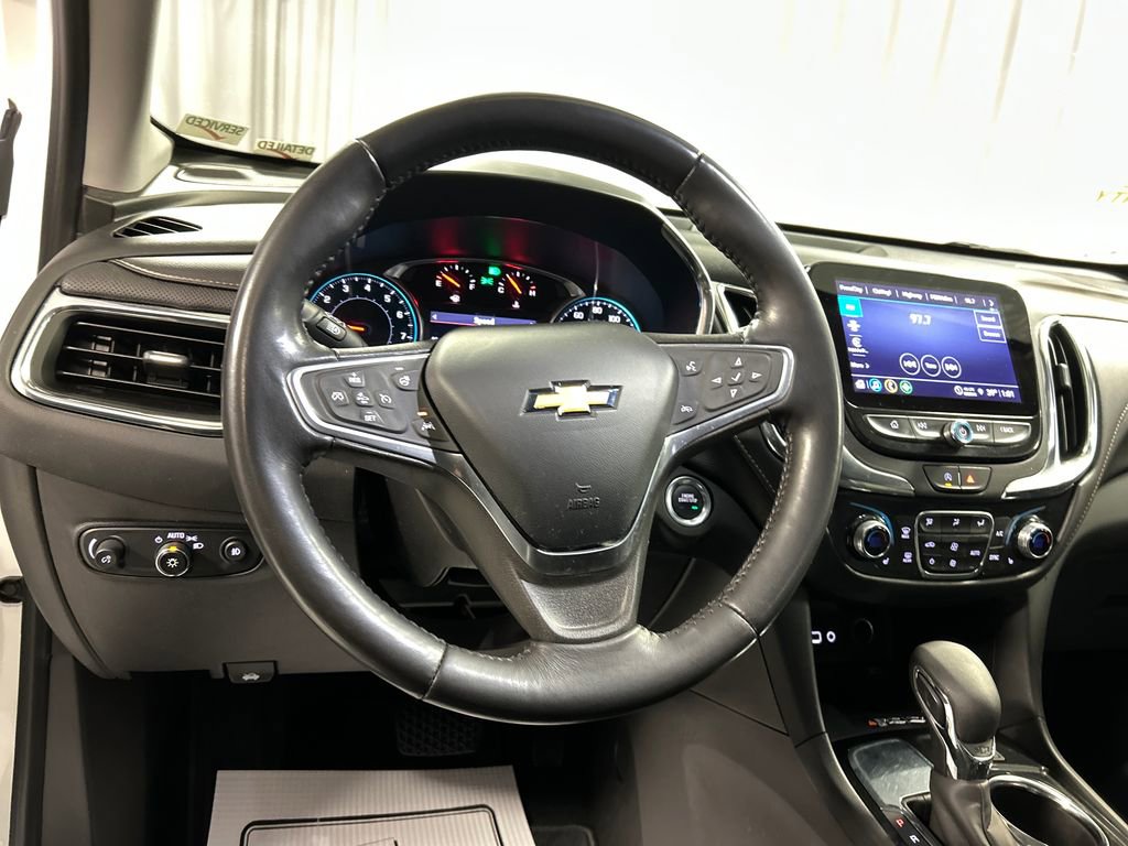 Used 2022 Chevrolet Equinox Premier image 15