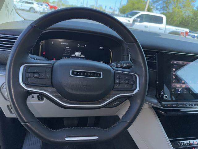 Used 2023 Jeep Wagoneer L Series II image 10