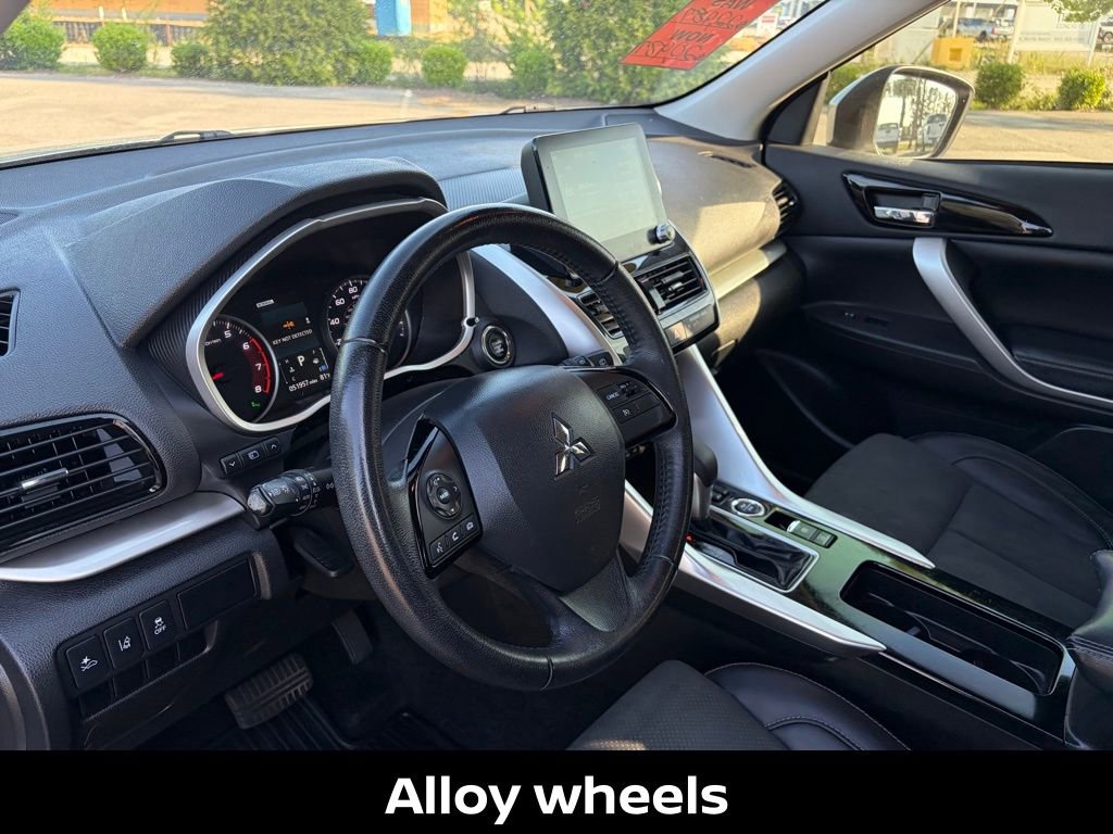 Used 2023 Mitsubishi Eclipse Cross SE image 16