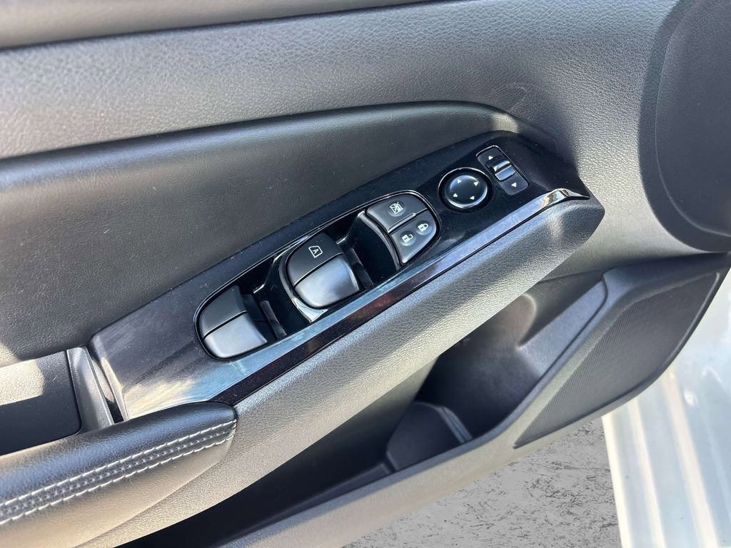 Certified 2023 Nissan Altima 2.5 SV AWD/4WD image 16