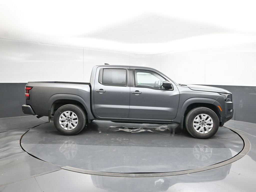 Used 2022 Nissan Frontier SV image 6