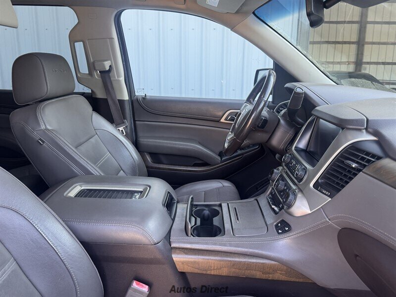 Used 2018 GMC Yukon XL Denali w/ Denali Ultimate Package RWD image 24