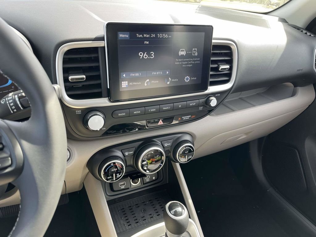New 2026 Hyundai Venue SEL FWD image 19