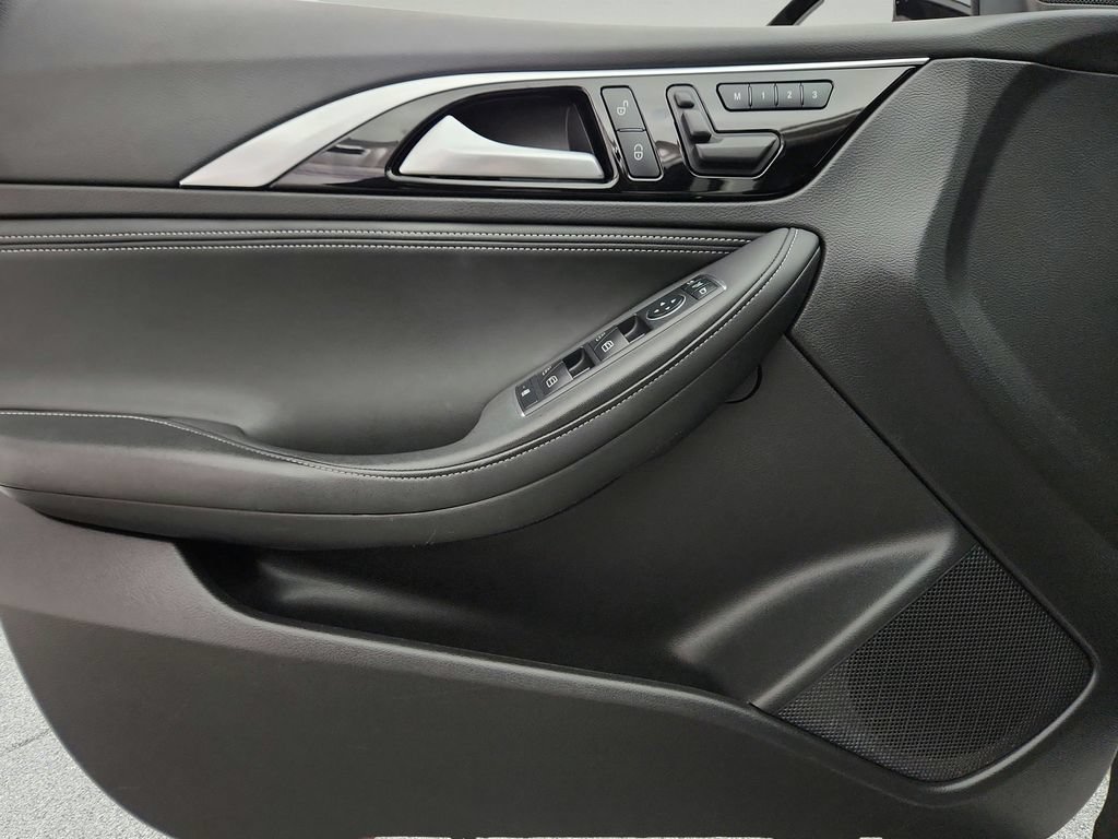 Used 2019 INFINITI QX30 AWD w/ Navigation Package image 24