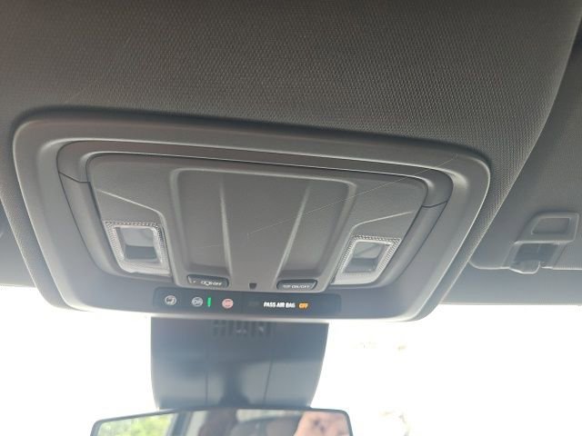 New 2026 GMC Sierra 1500 Elevation image 21