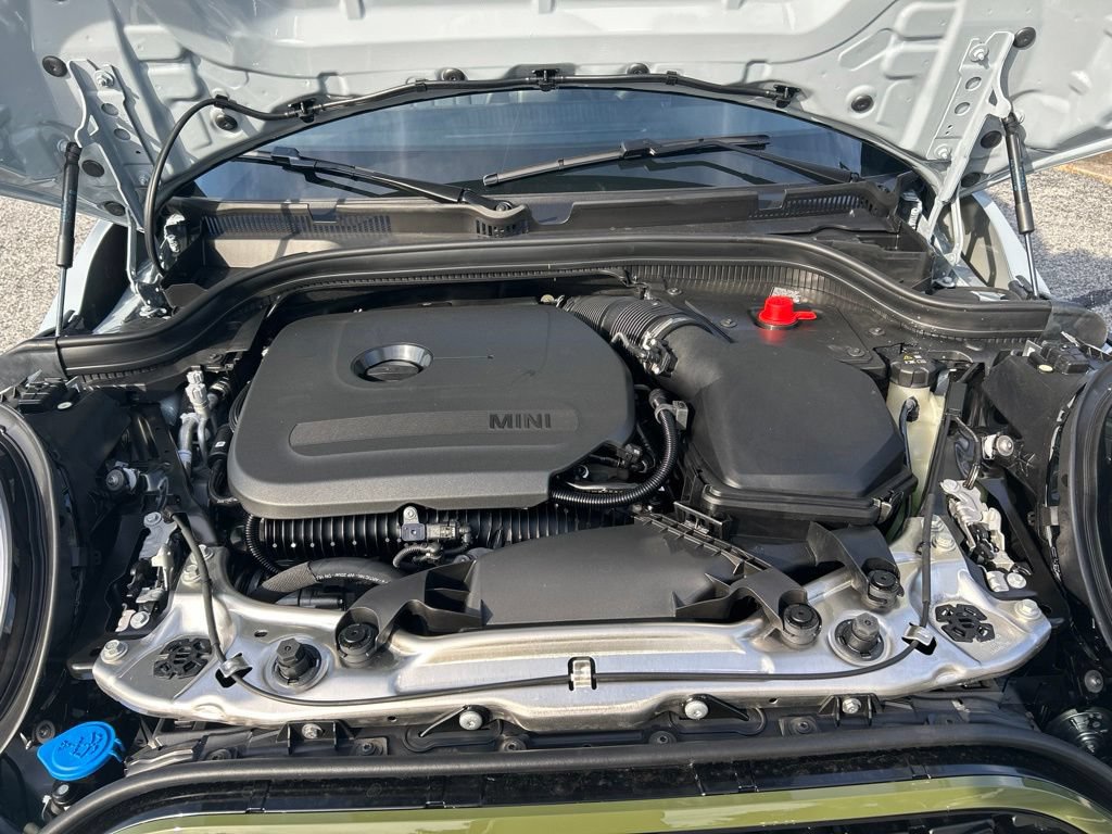New 2027 MINI Cooper 2-Door Hardtop FWD image 15