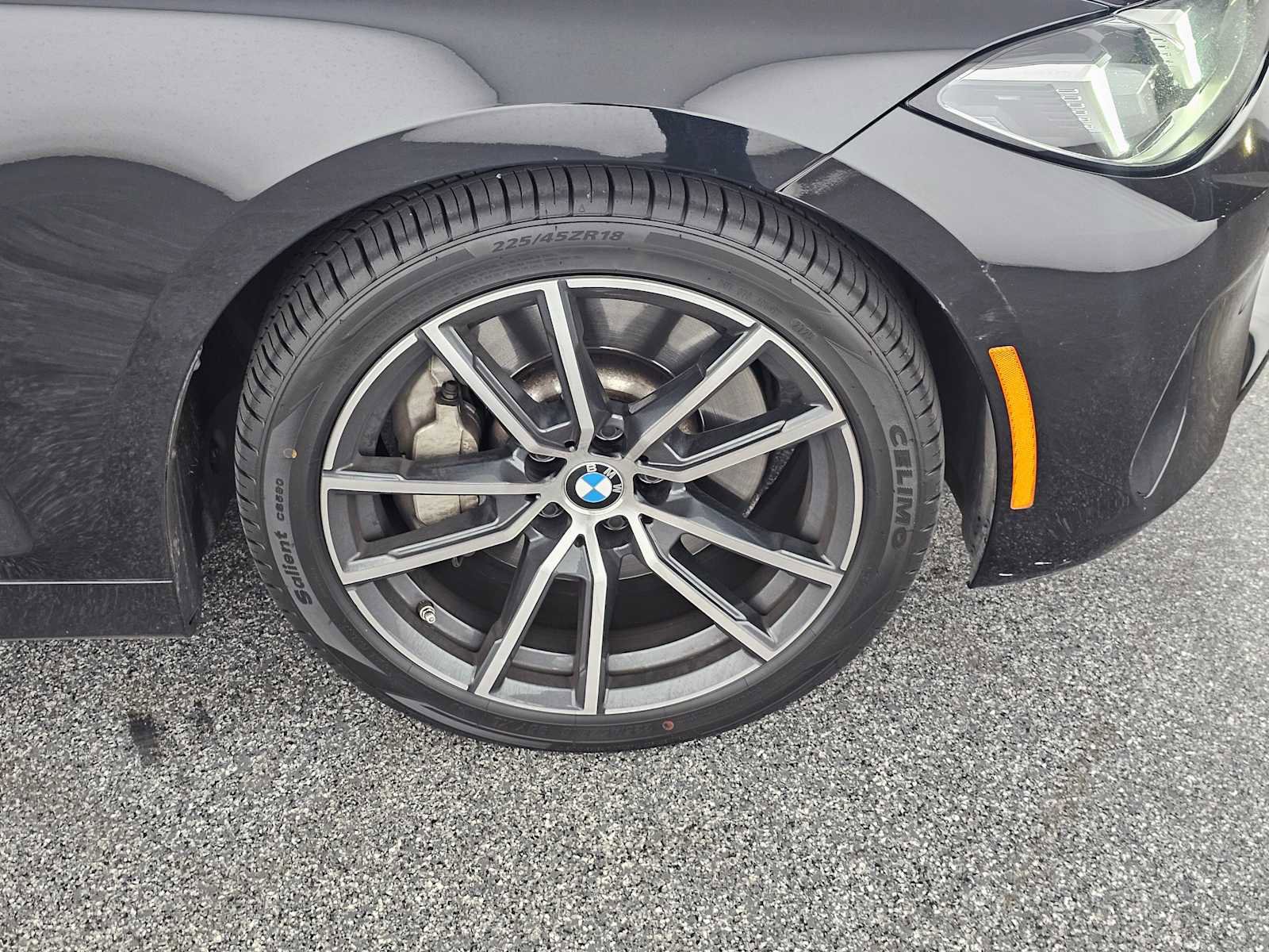 Used 2025 BMW 430i Coupe w/ Premium Package image 9