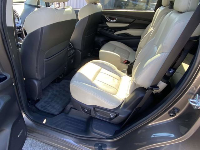 Used 2022 Subaru Ascent Limited w/ Technology Package image 9