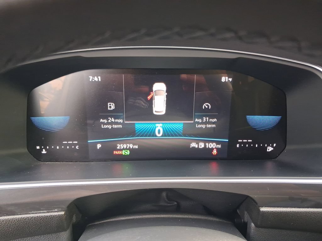Certified 2024 Volkswagen Tiguan SE R-Line FWD image 19