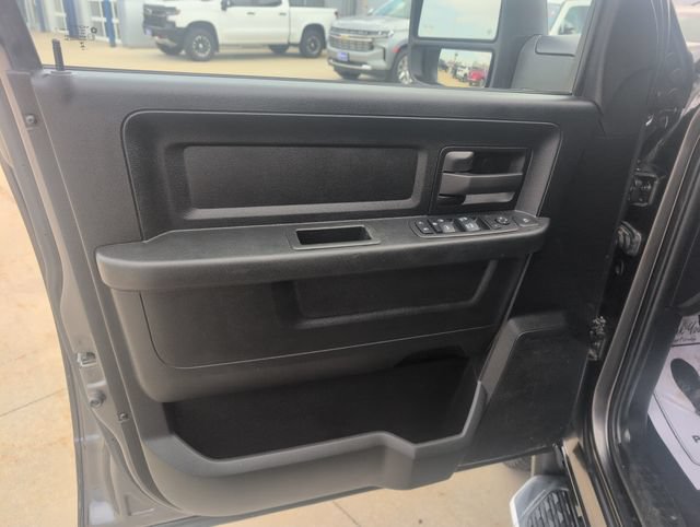 Used 2024 RAM 3500 Tradesman AWD/4WD image 11