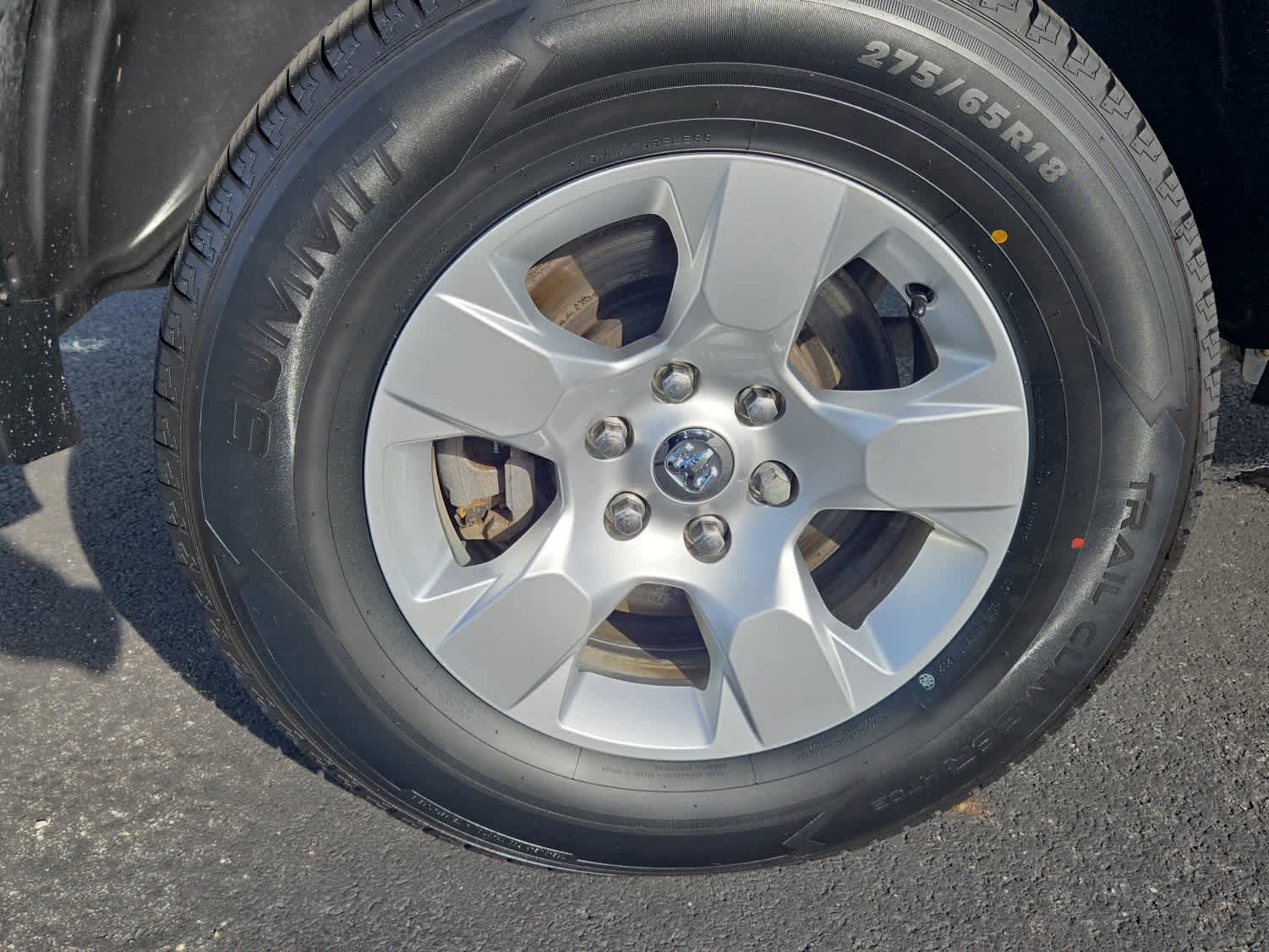 Used 2020 RAM 1500 Big Horn AWD/4WD image 18