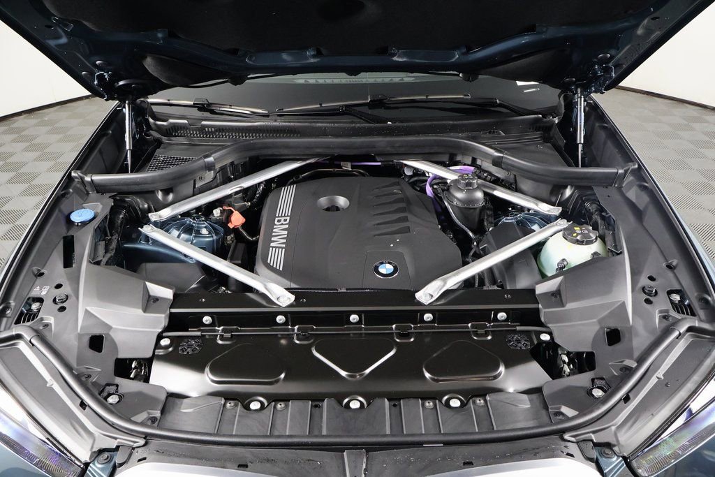 New 2026 BMW X5 xDrive40i w/ Climate Comfort Package image 9