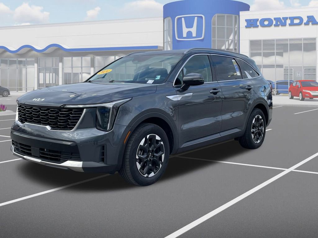Used 2024 Kia Sorento S image 3