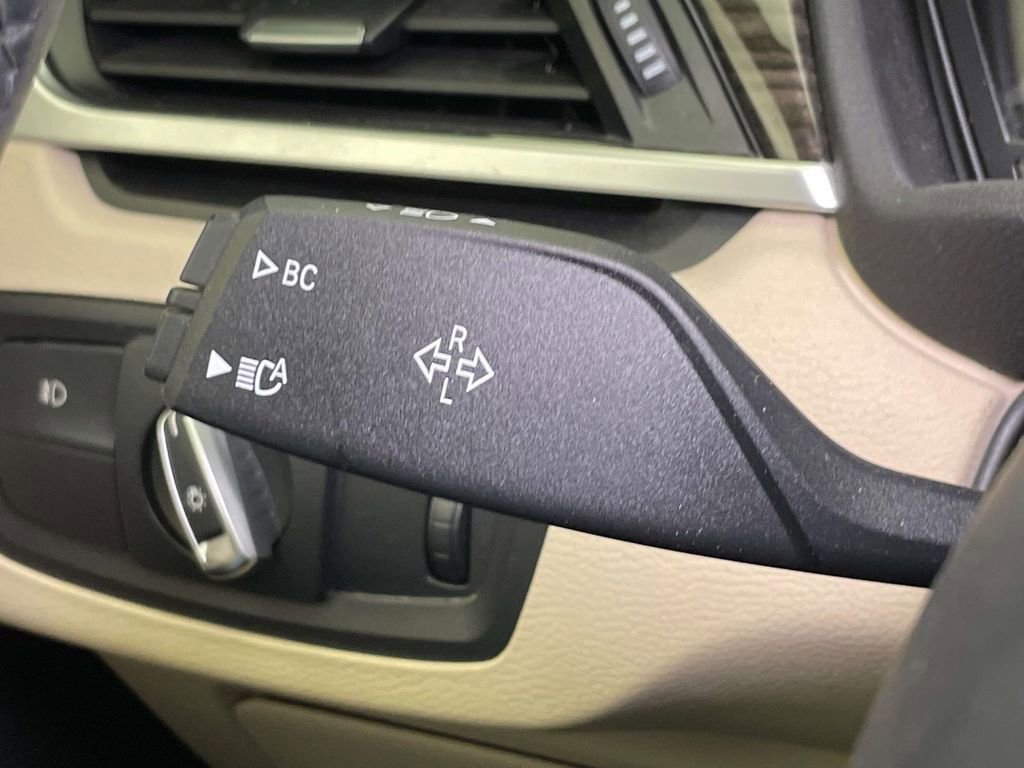 Used 2018 BMW X1 xDrive28i w/ Convenience Package image 40