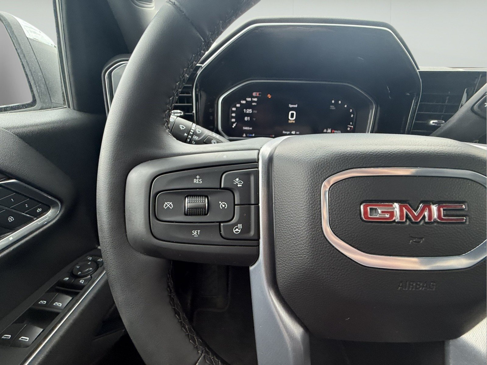 Used 2026 GMC Sierra 1500 SLT AWD/4WD image 21
