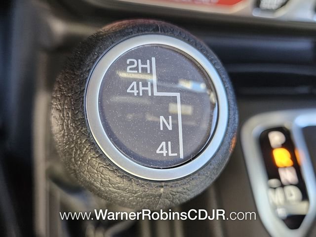 New 2026 Jeep Wrangler Unlimited Rubicon w/ Technology Group AWD/4WD image 25