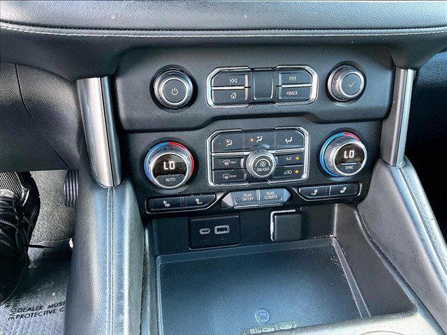 Used 2021 Chevrolet Suburban LT w/ Rear Media and Nav Package RWD image 24