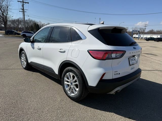 Used 2022 Ford Escape SE image 4