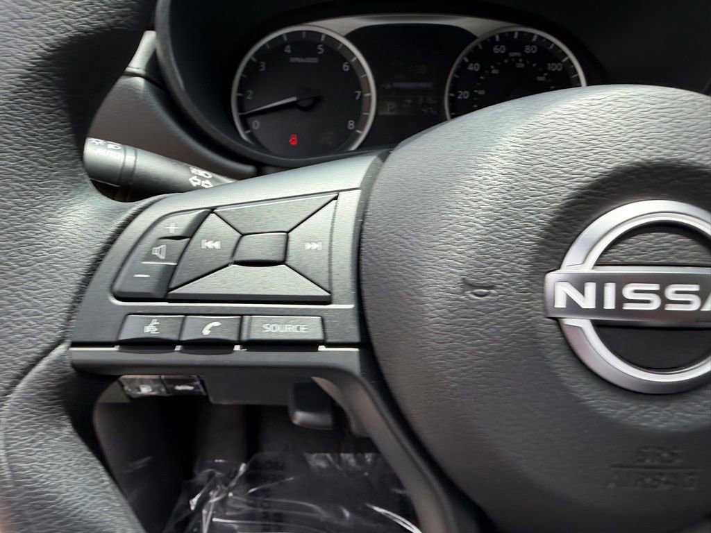 Used 2025 Nissan Versa S w/ Trunk Package FWD image 18