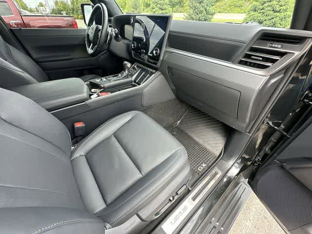 Used 2024 Lexus GX 550 AWD/4WD image 20
