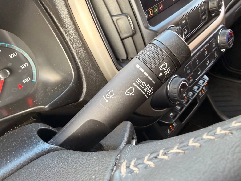 Used 2022 GMC Canyon Denali image 13