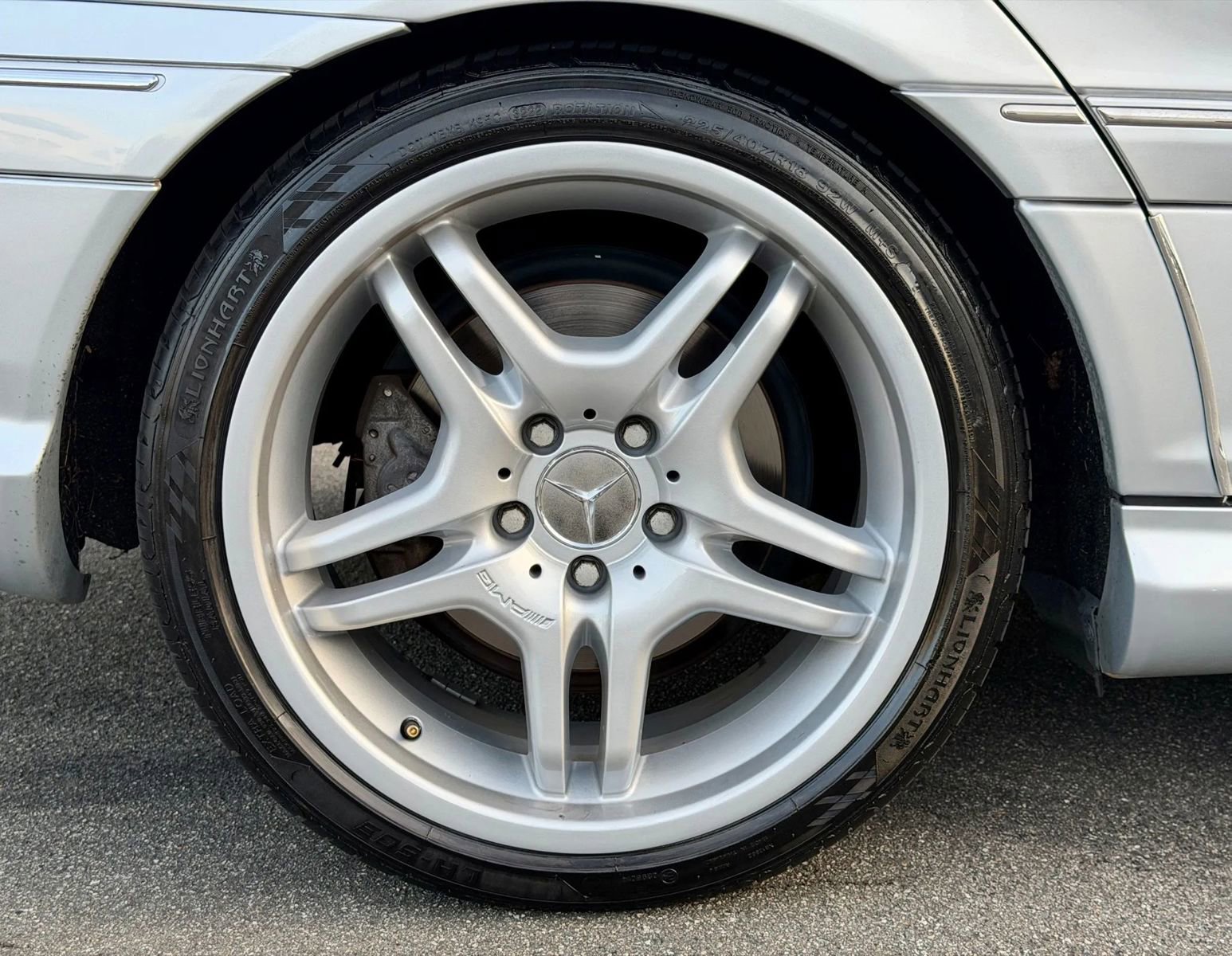 Used 2006 Mercedes-Benz C 55 AMG Sedan w/ Premium Pkg image 6