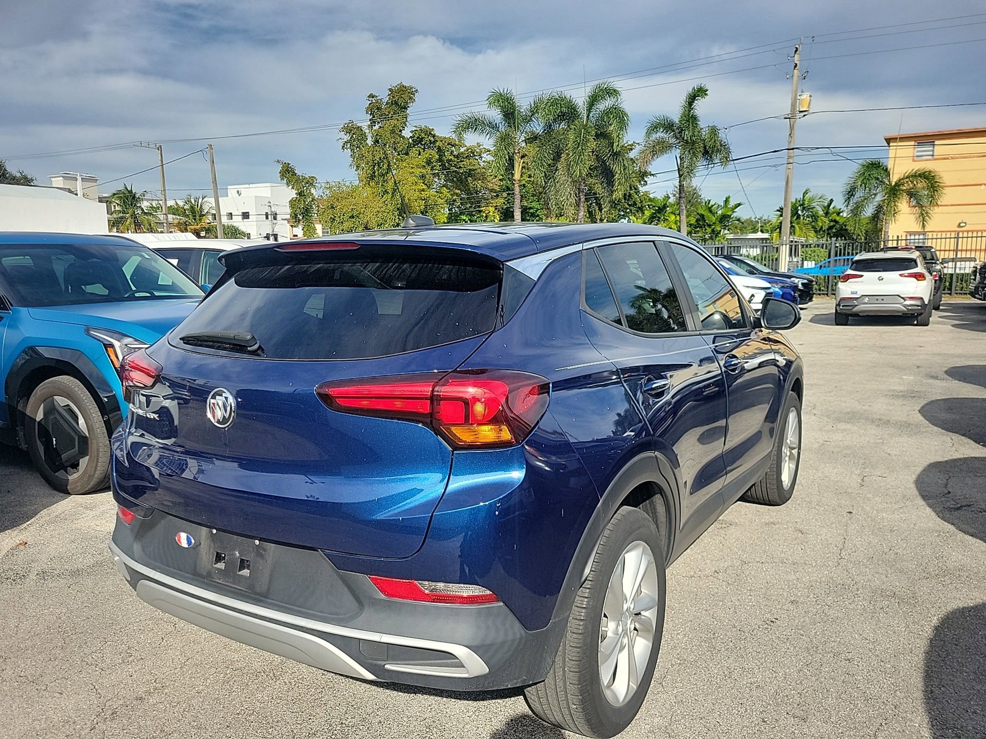 Used 2023 Buick Encore GX Preferred w/ Cold Weather Comfort Package image 13