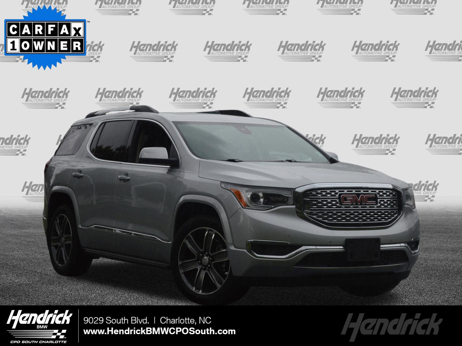 Used 2017 GMC Acadia Denali w/ Technology Package AWD/4WD image 1