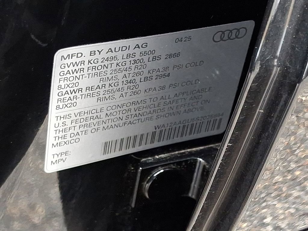 Used 2025 Audi Q5 Premium Plus w/ Premium Plus image 29