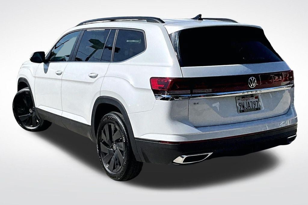 Certified 2026 Volkswagen Atlas SE w/ Panoramic Sunroof Package FWD image 13