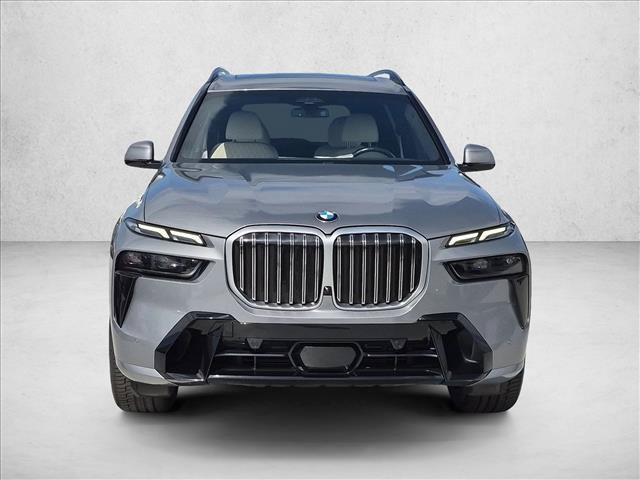 Used 2024 BMW X7 xDrive40i w/ M Sport Package AWD/4WD image 2