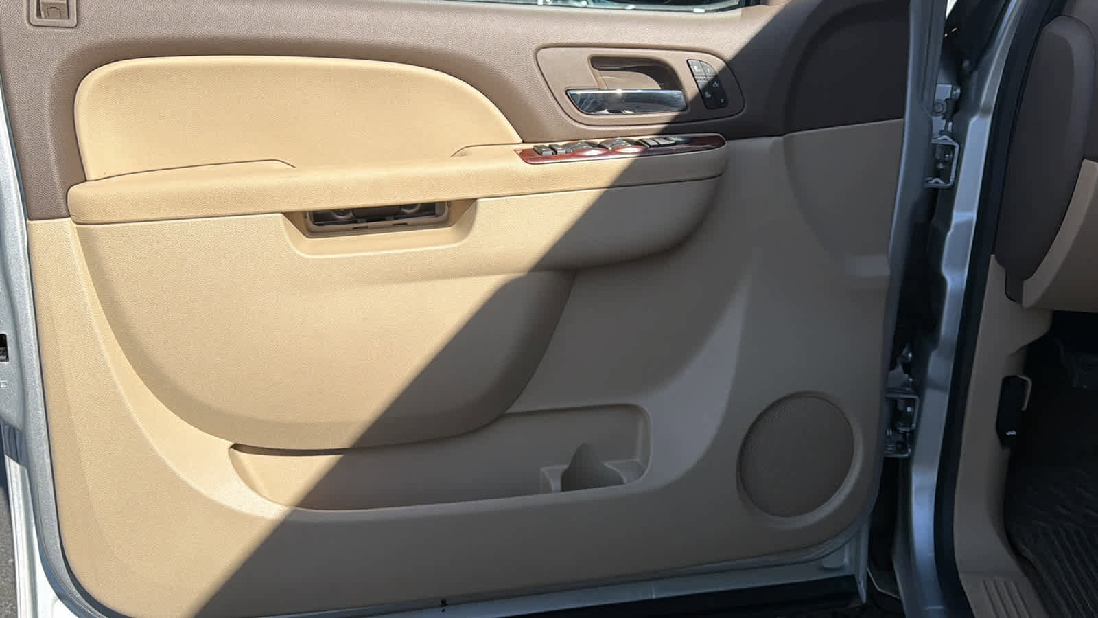 Used 2013 GMC Sierra 1500 SLT w/ SLT Convenience Package image 23