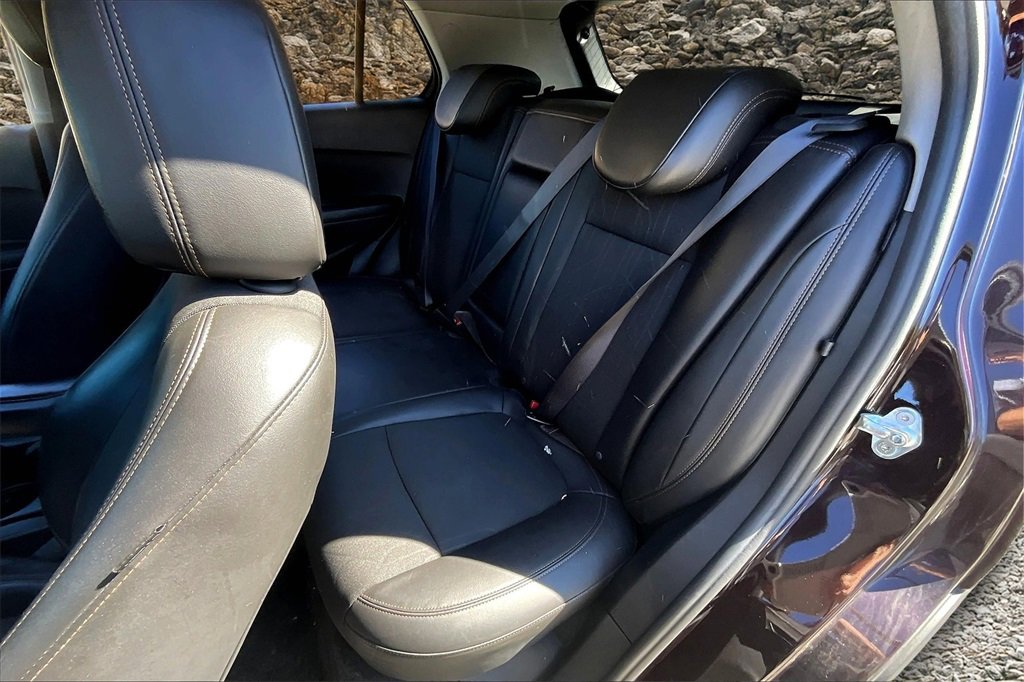 Used 2022 Chevrolet Trax LT image 22